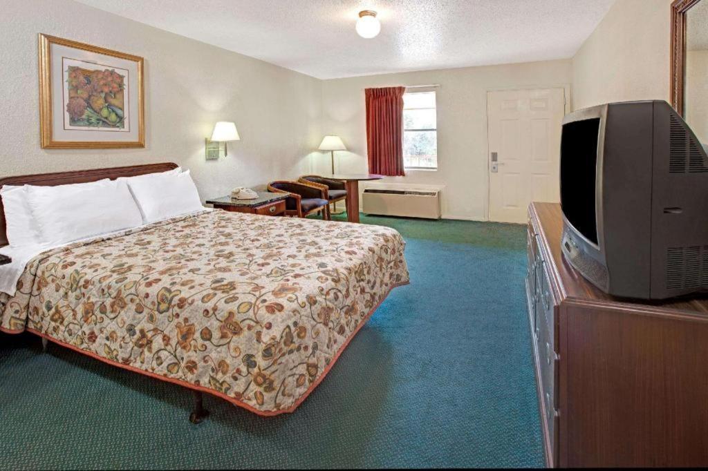 Knights Inn South Houston Tx المظهر الخارجي الصورة